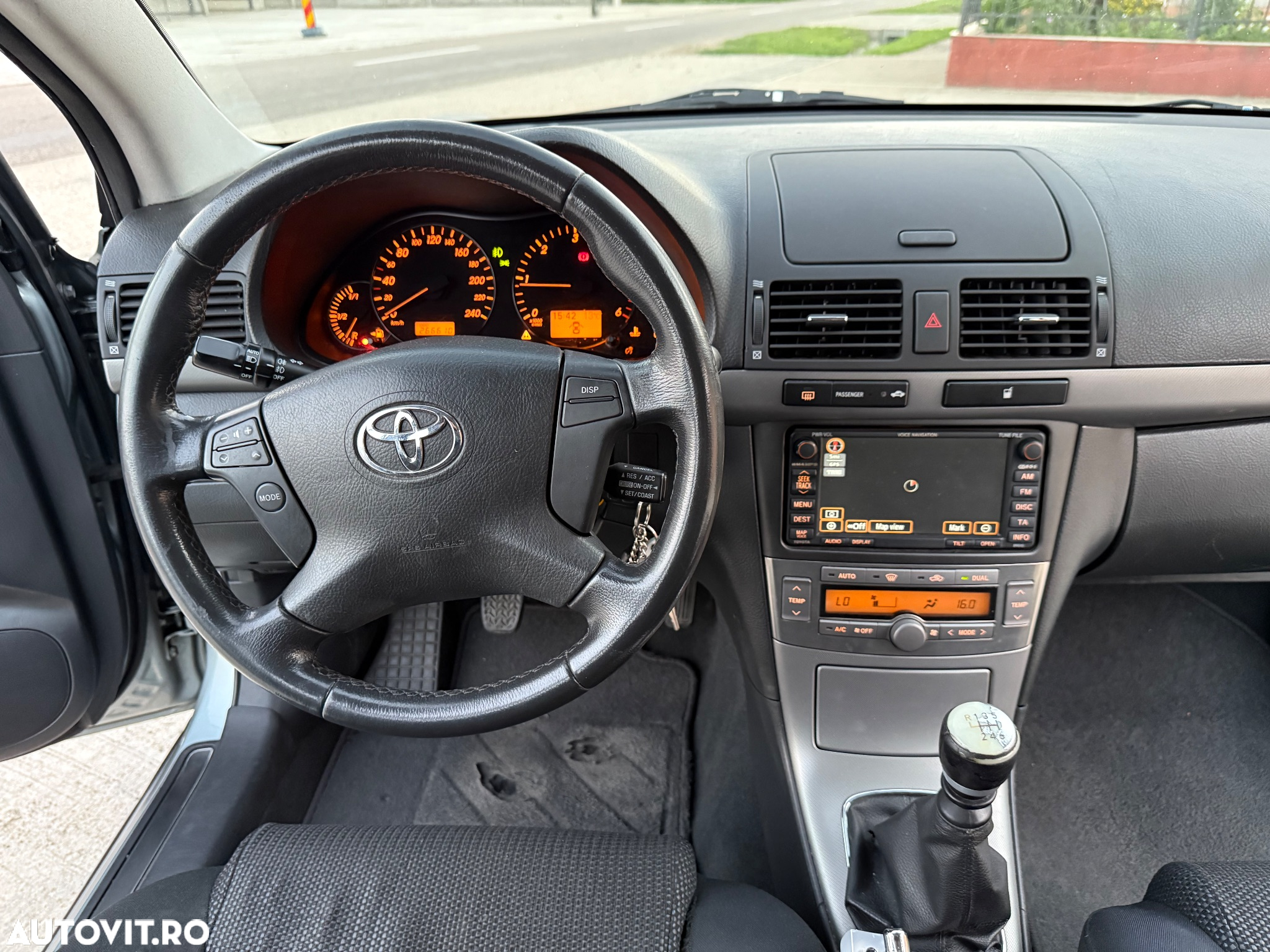 Toyota Avensis 2.0 D-4D Navi chrome - 5