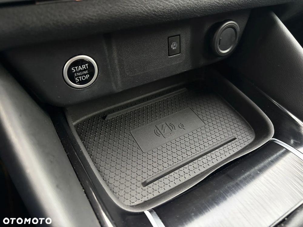 Nissan Qashqai 1.3 DIG-T N-Connecta - 32