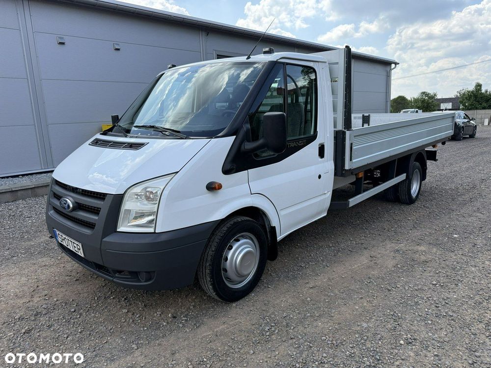 Ford Transit - 1