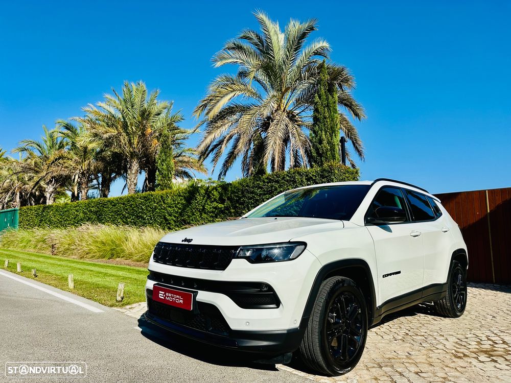 Jeep Compass 1.3 T Night Eagle - 1