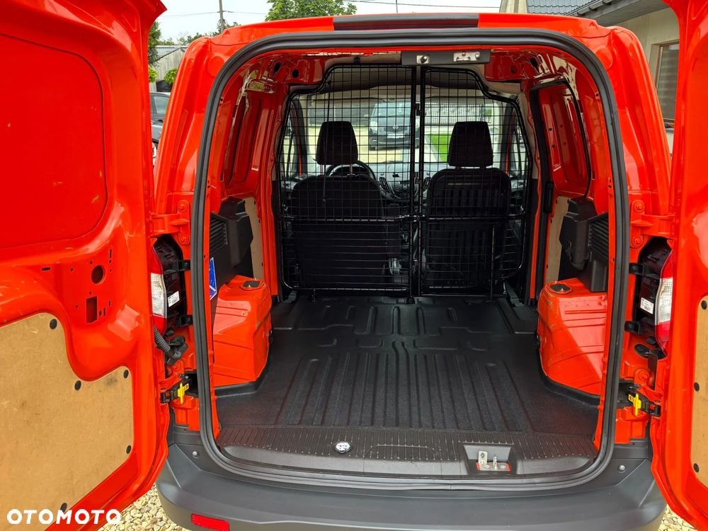 Ford Transit Courier Trend - 16
