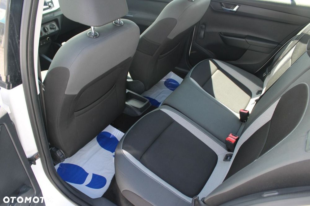 Skoda Fabia - 11