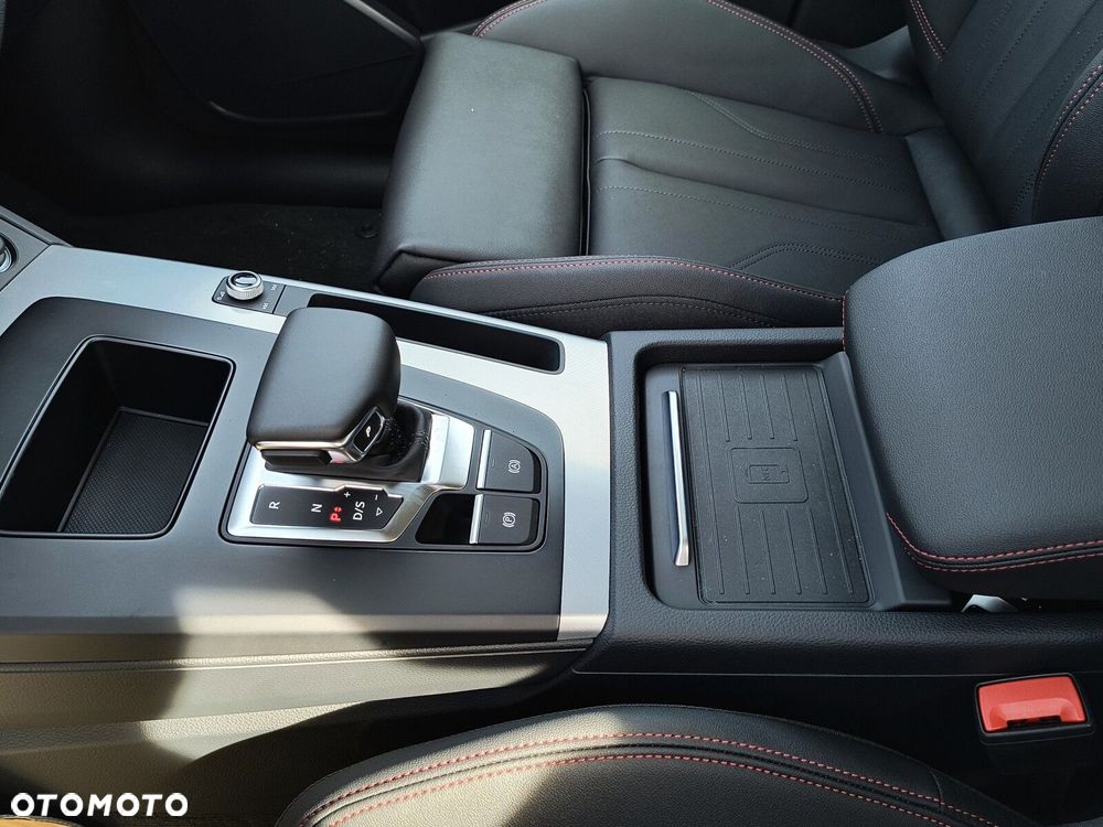 Audi Q5 55 TFSI e Quattro S Line S tronic - 28