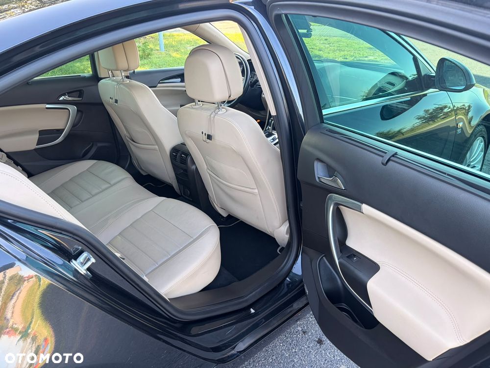 Opel Insignia 2.0 Turbo 4x4 Sport - 26
