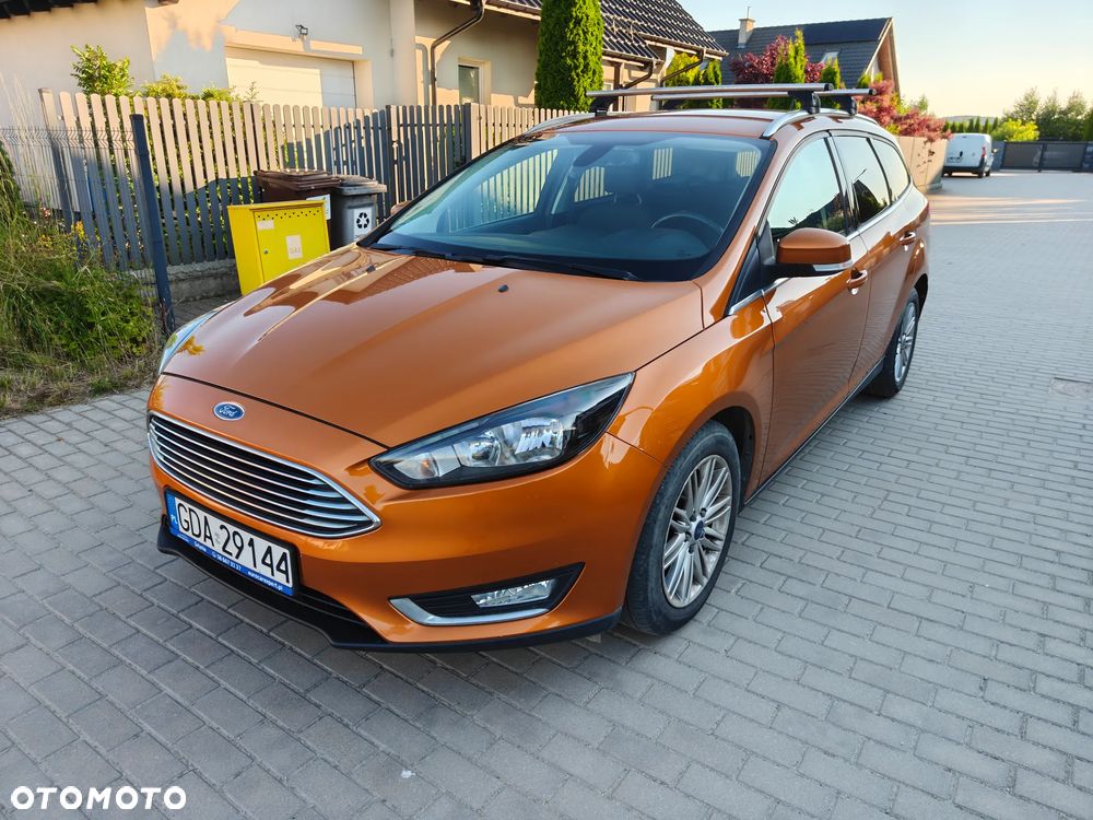 Ford Focus 1.0 EcoBoost Titanium - 1