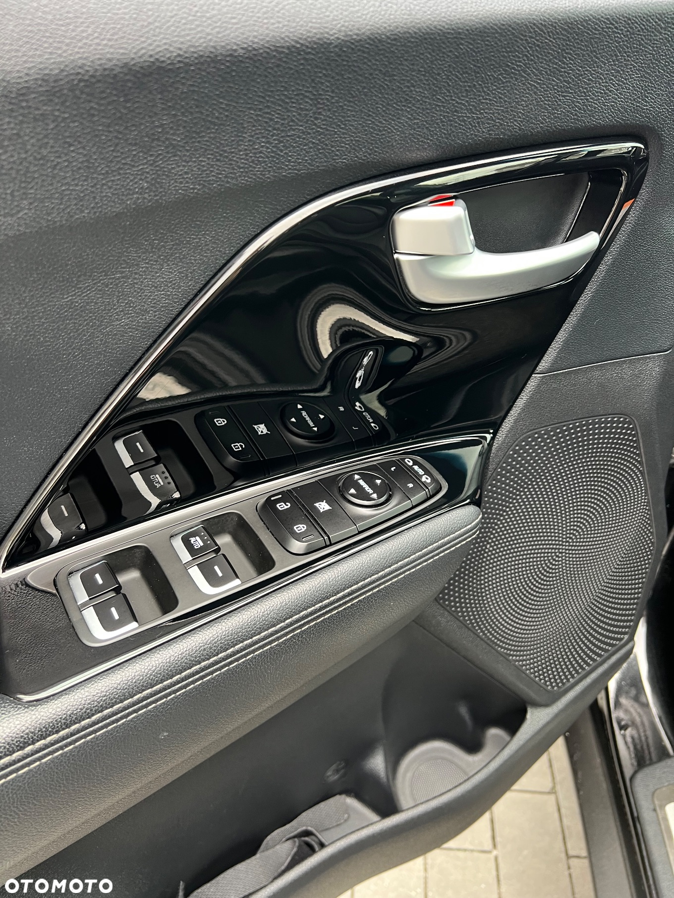 Kia Niro 1.6 GDI Hybrid L - 11