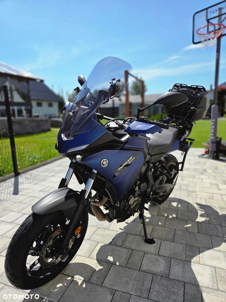 Yamaha MT - 27