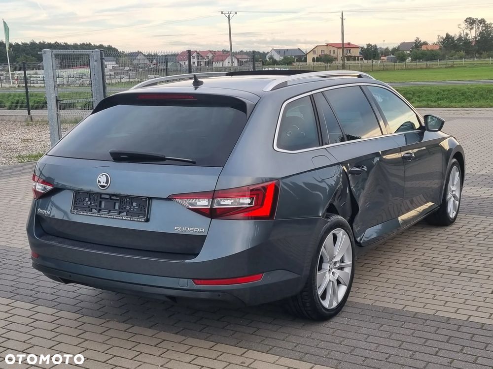 Skoda Superb Combi 2.0 TDI DSG Ambition - 7