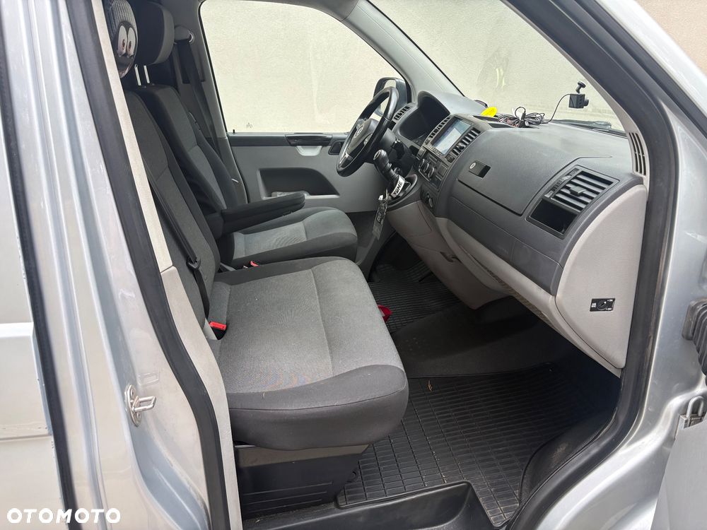 Volkswagen Transporter T5 2.0 TDI 140 - 7