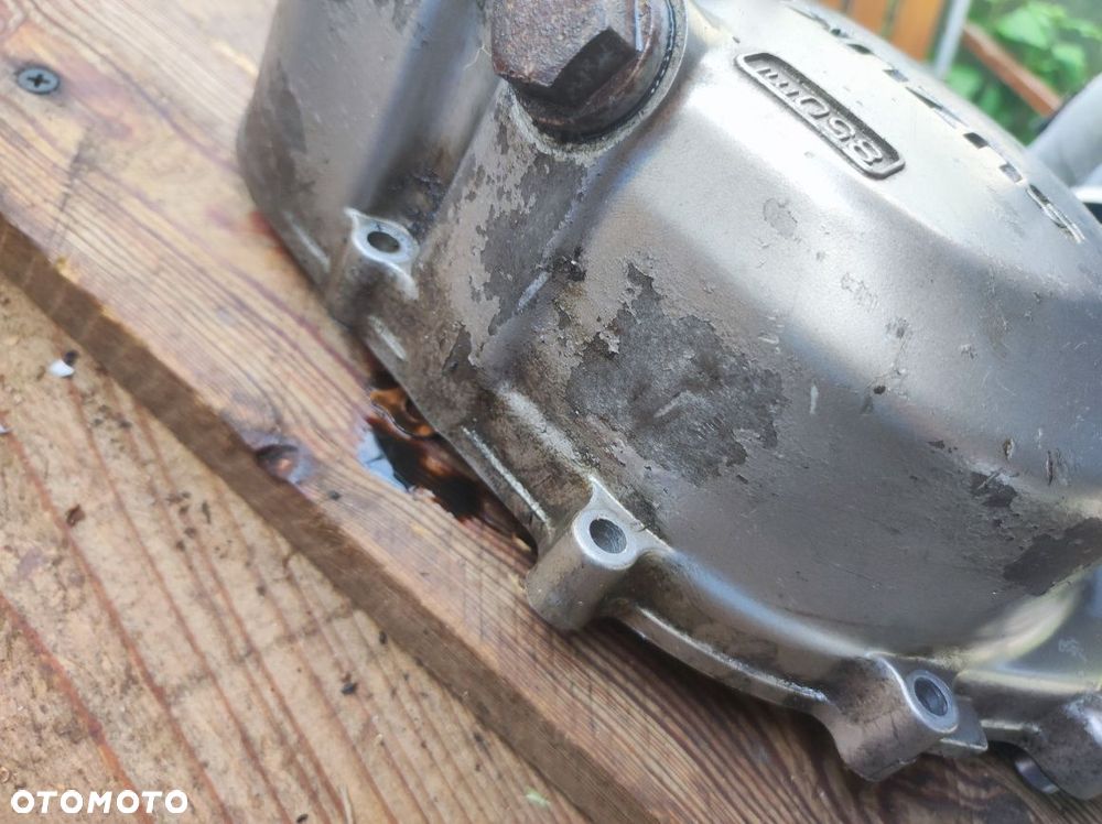Oryginalna pokrywa sprzęgła Suzuki GN125 DR125 GZ125 – dekiel silnika 11341-05300 - 14