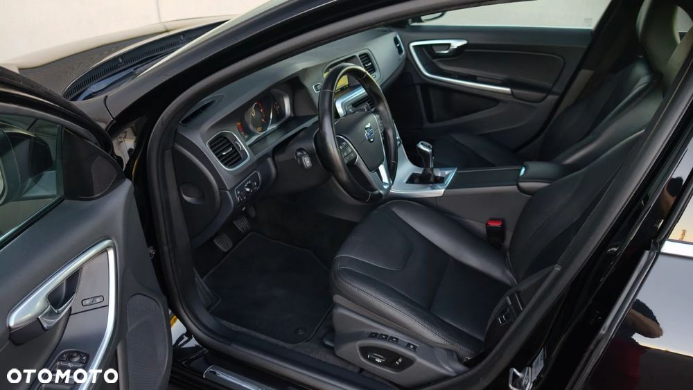 Volvo S60 D4 Summum - 13