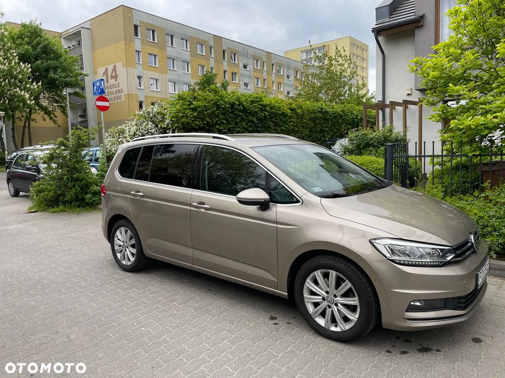 Volkswagen Touran 1.4 TSI BMT Highline DSG - 9