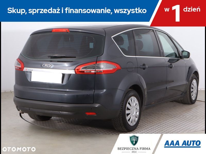 Ford S-Max - 7