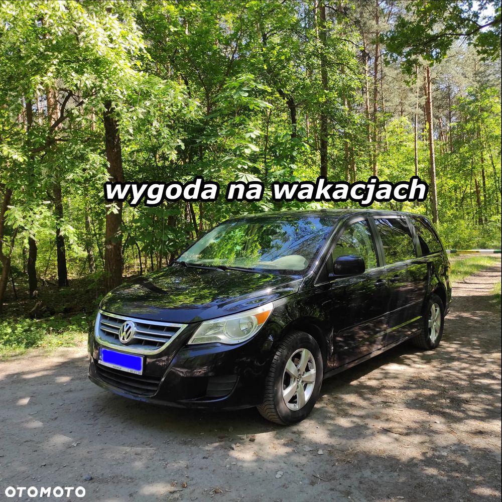 Volkswagen Routan - 22