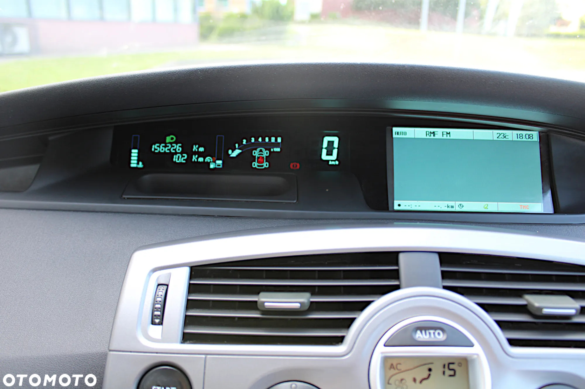 Renault Scenic - 16