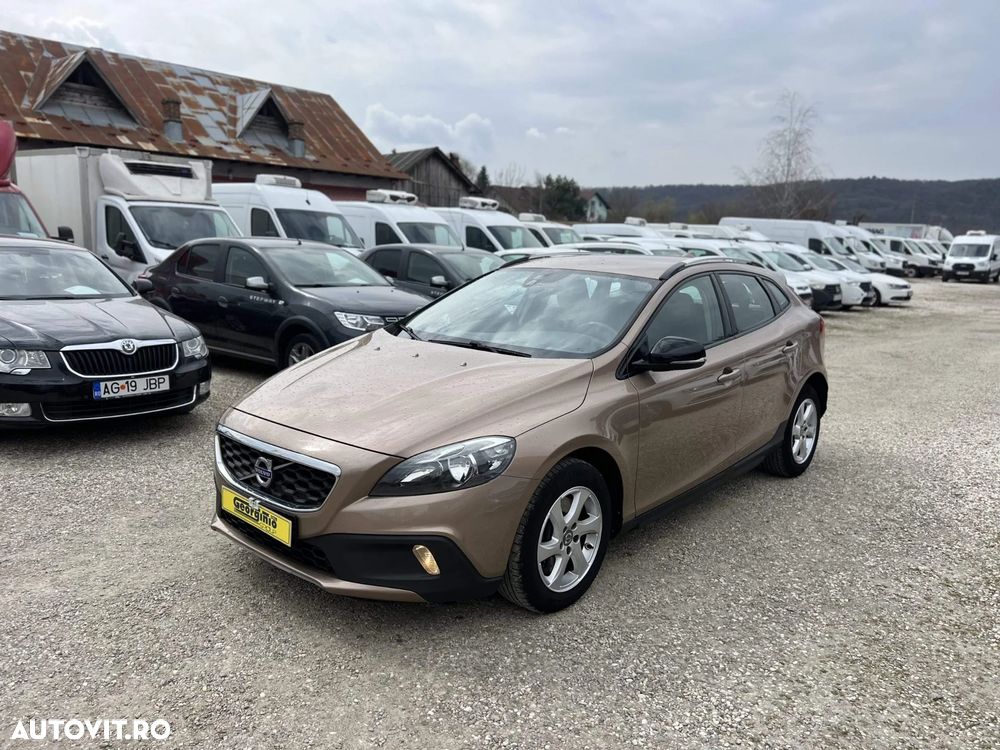 Volvo V40 D4 Geartronic Momentum - 3