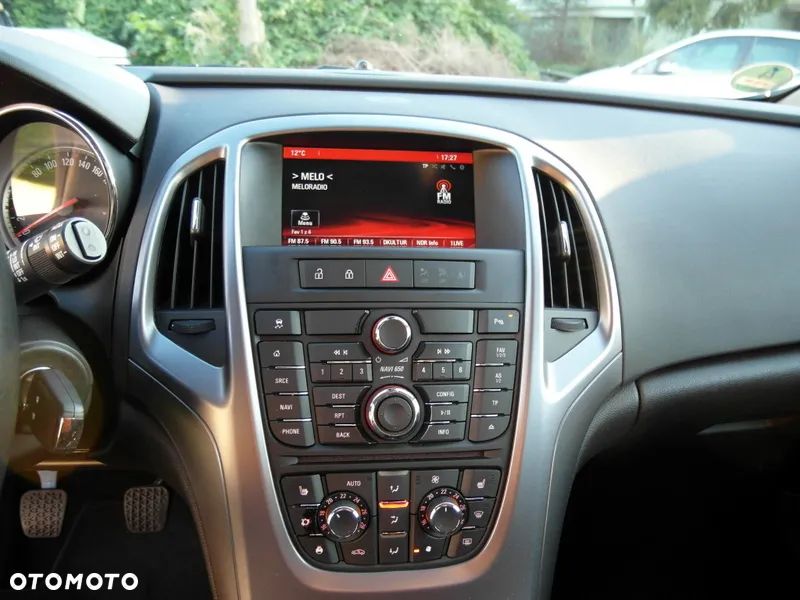 Opel Astra 1.4 Turbo Innovation - 31