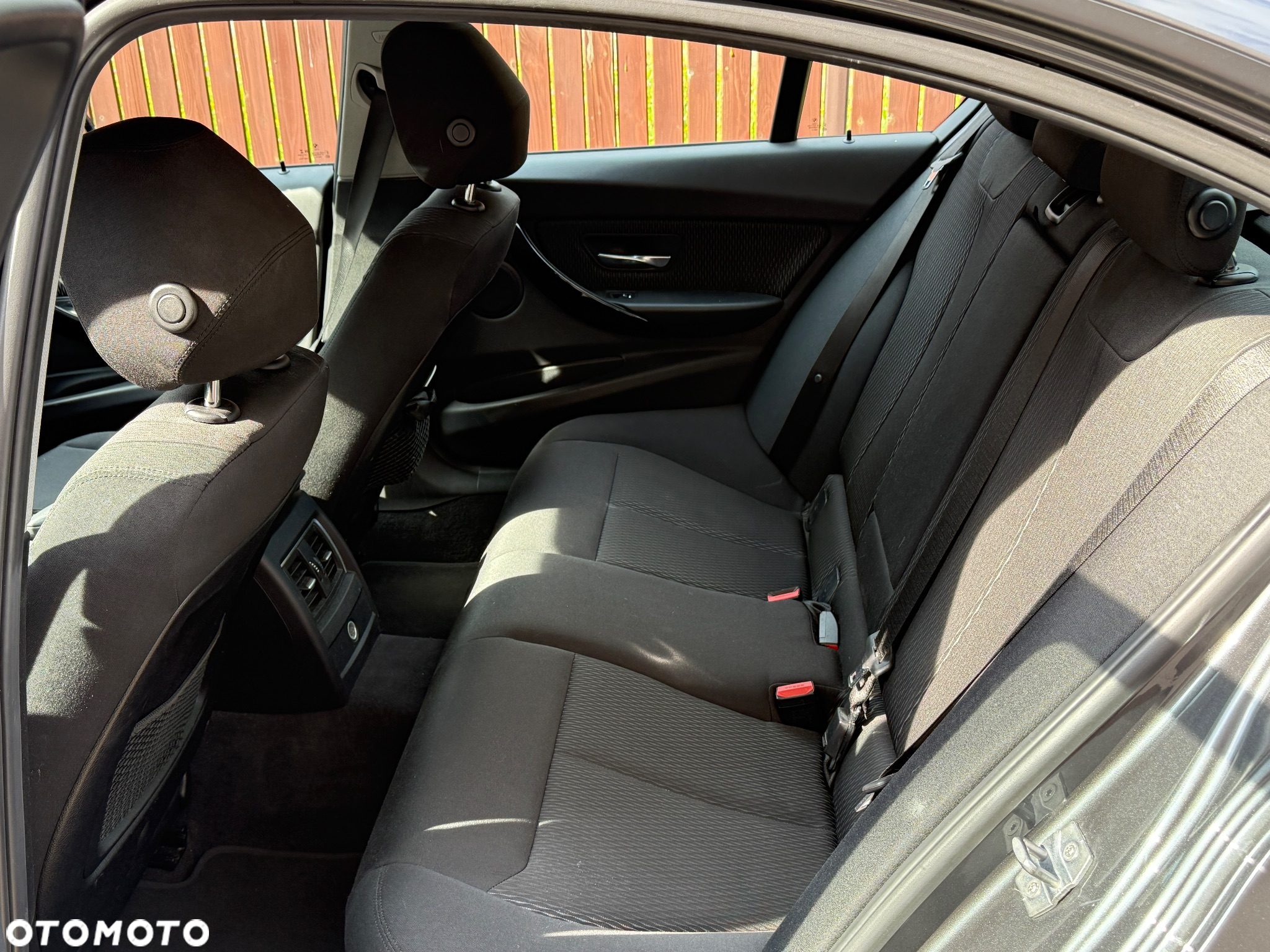 BMW Seria 3 320i - 6