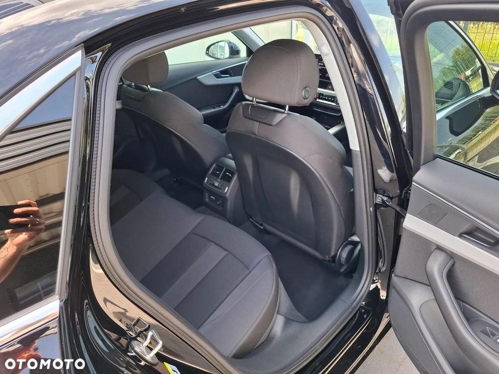 Audi A4 Limousine 35 TFSI mHEV S tronic - 9