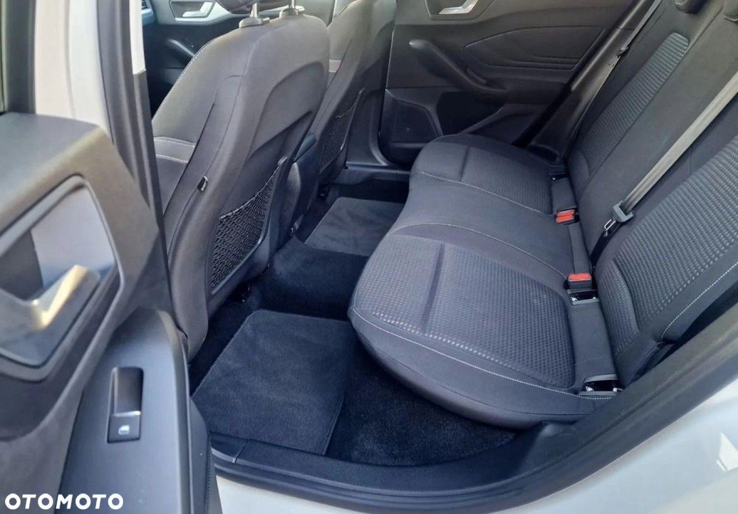 Ford Focus - 26