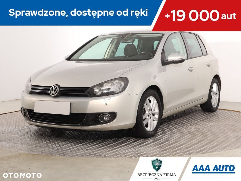 Volkswagen Golf - 2