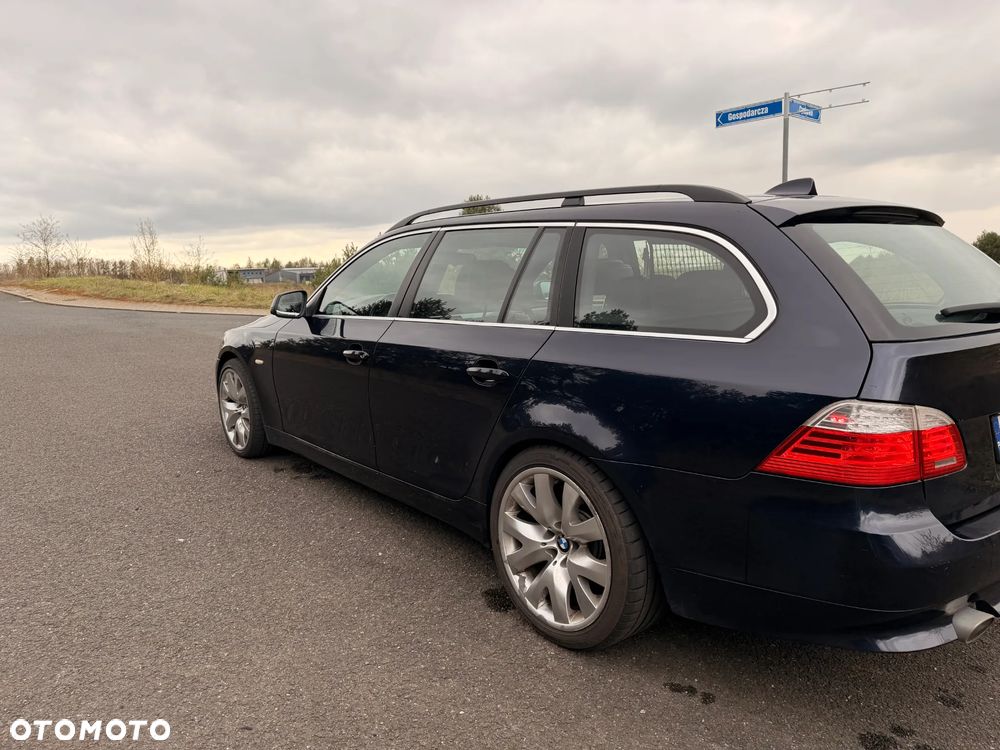 BMW Seria 5 520d - 4