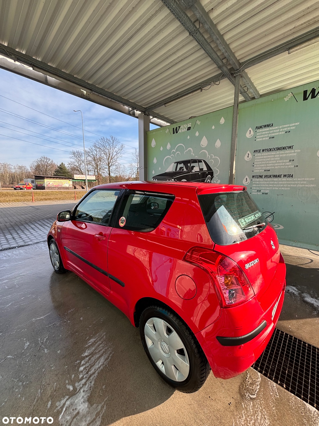 Suzuki Swift 1.3 Sakura - 4