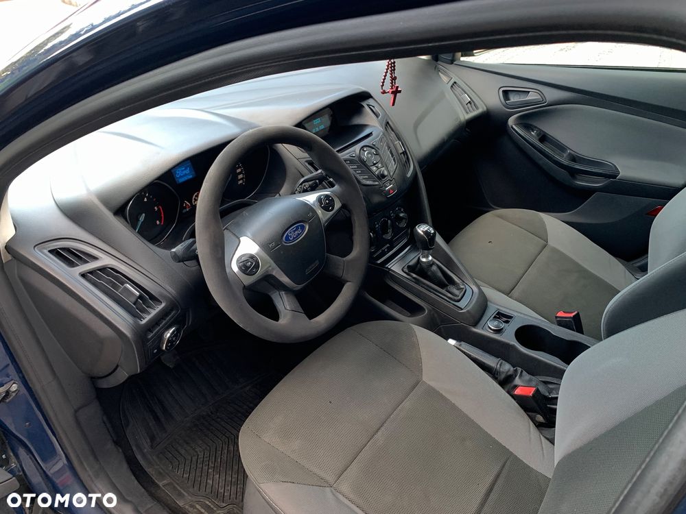 Ford Focus - 23