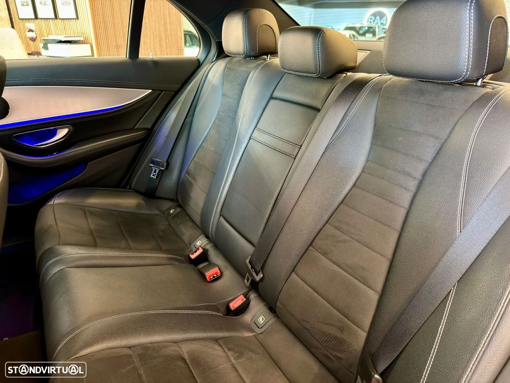 Mercedes-Benz E 220 d AMG Line - 34