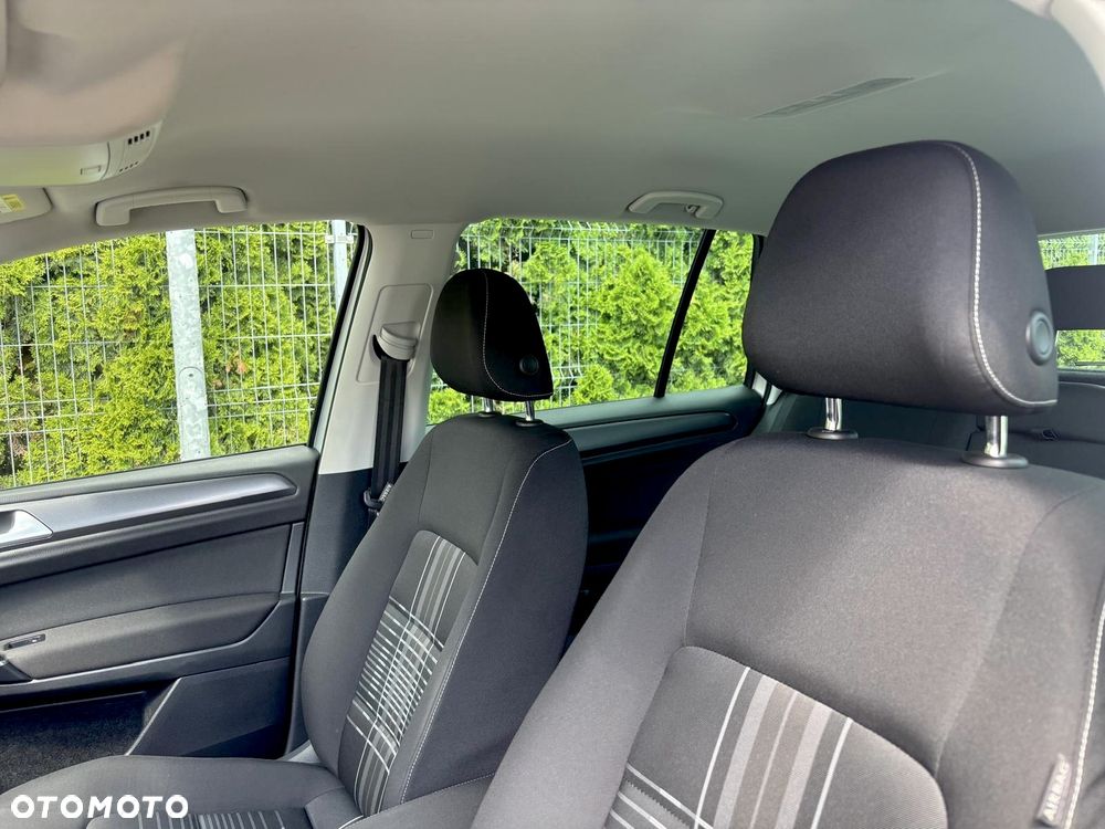 Volkswagen Golf Sportsvan - 17