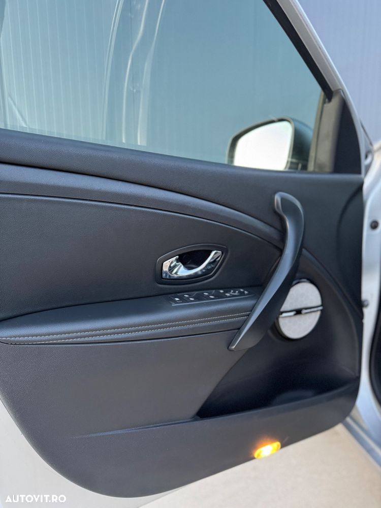 Renault Megane ENERGY dCi 110 Start & Stop Bose Edition - 15