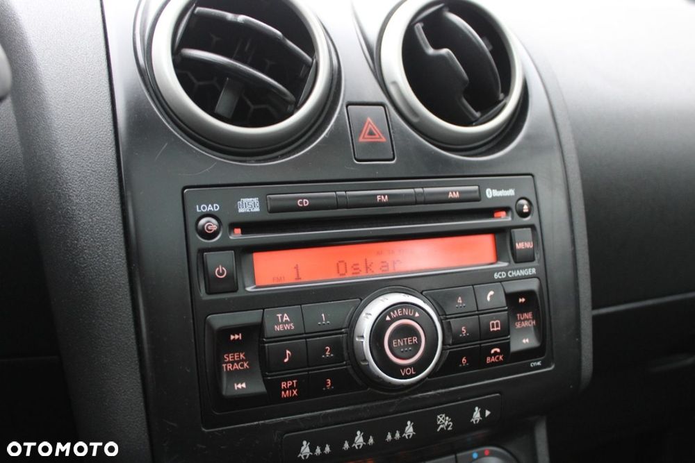 Nissan Qashqai 2.0 dCi 4 x 4 DPF tekna - 40