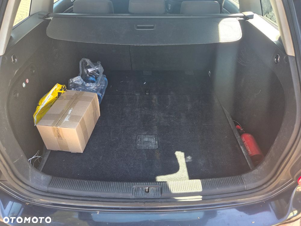 Volkswagen Golf 1.6 Trendline - 31