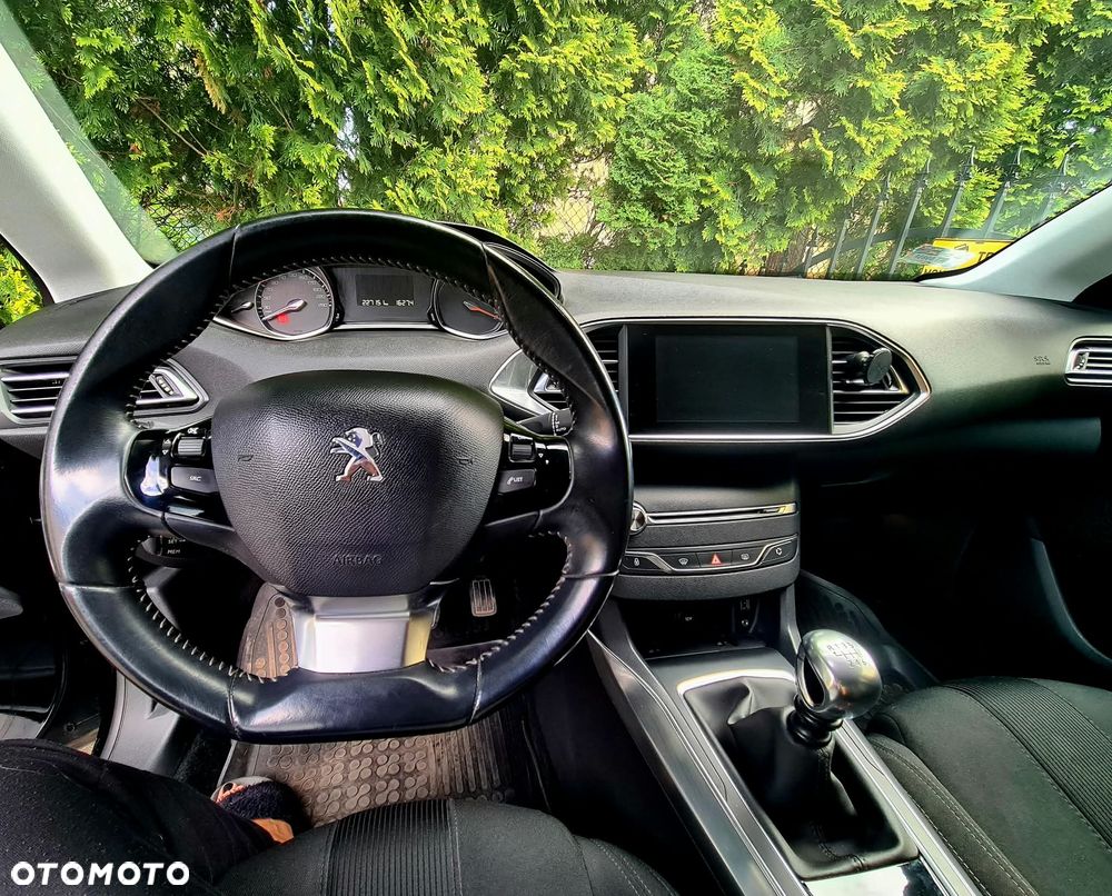 Peugeot 308 2.0 Blue HDi Allure S&S - 5