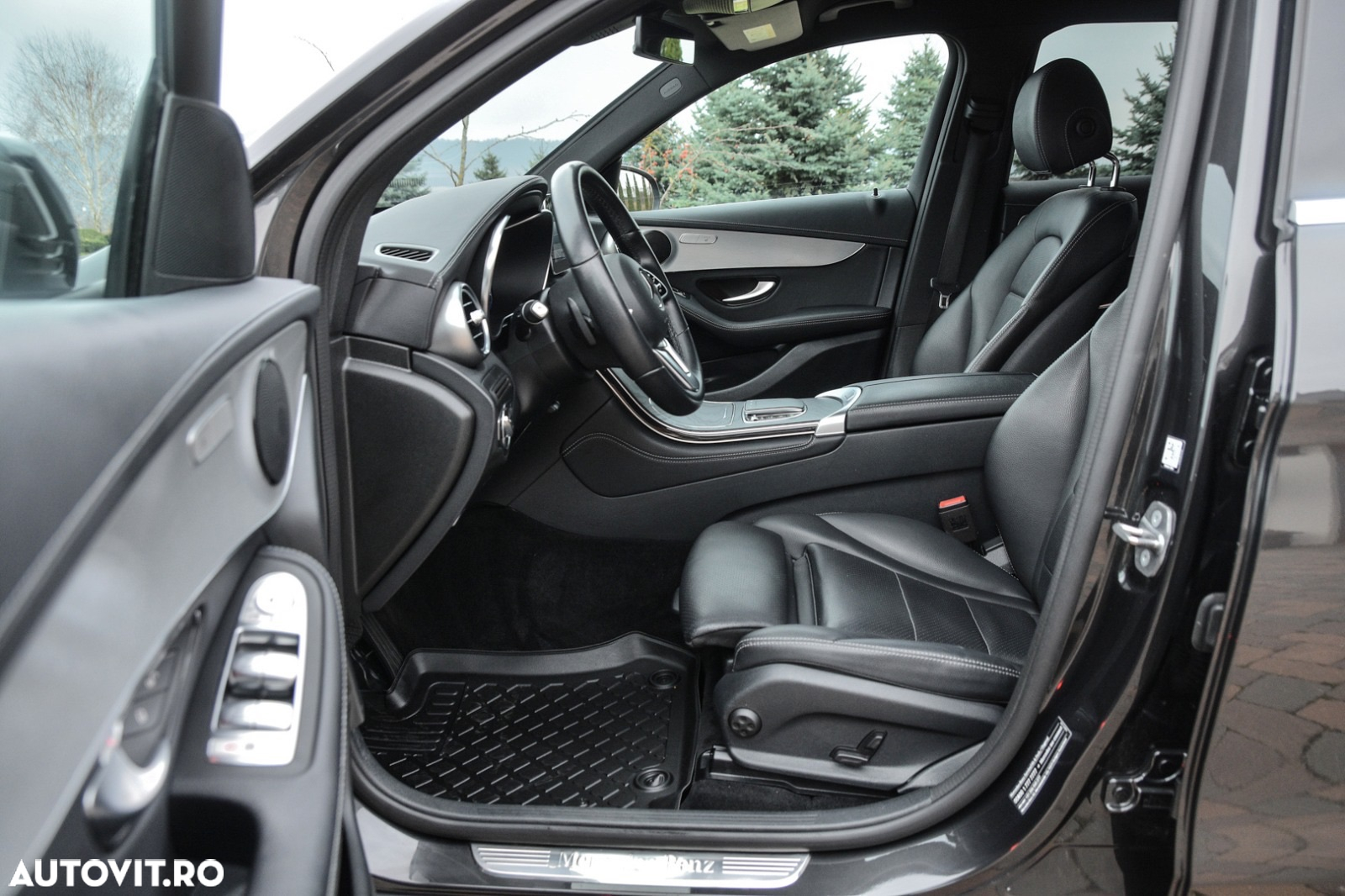 Mercedes-Benz GLC 200 - 16