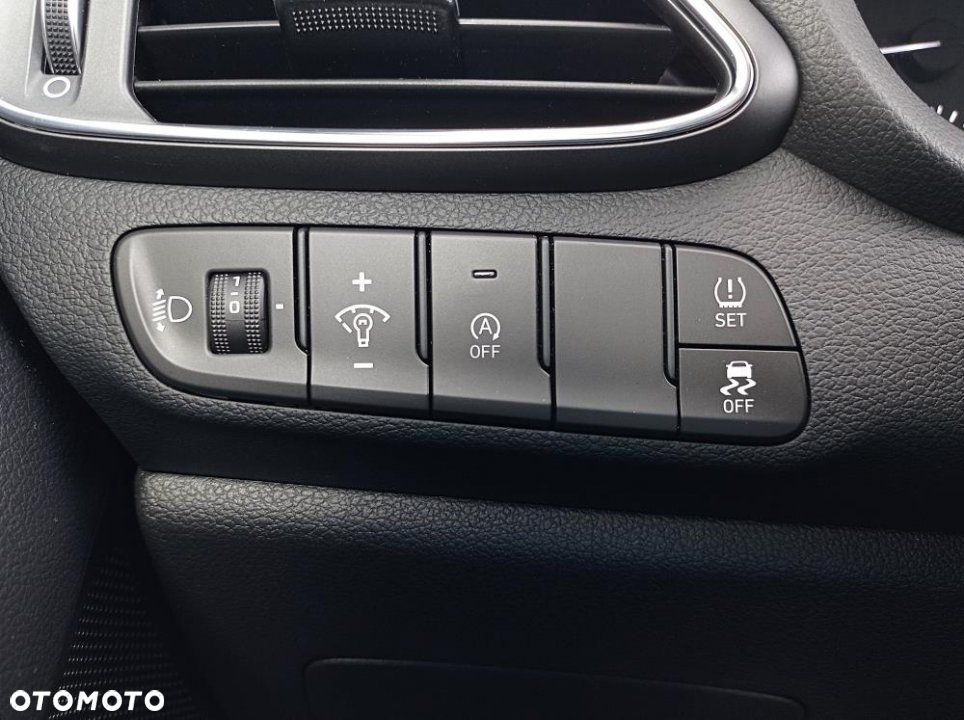 Hyundai i30 - 19