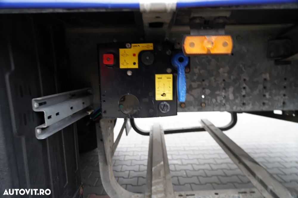 Schmitz Cargobull CORTINĂ / STANDARD / 2 AXE RIDICATIVE - 27