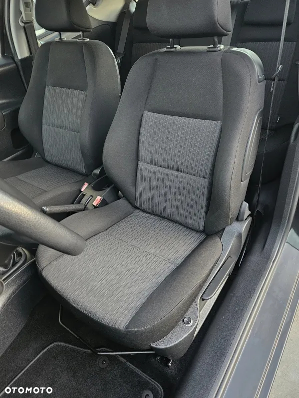 Peugeot 207 - 10