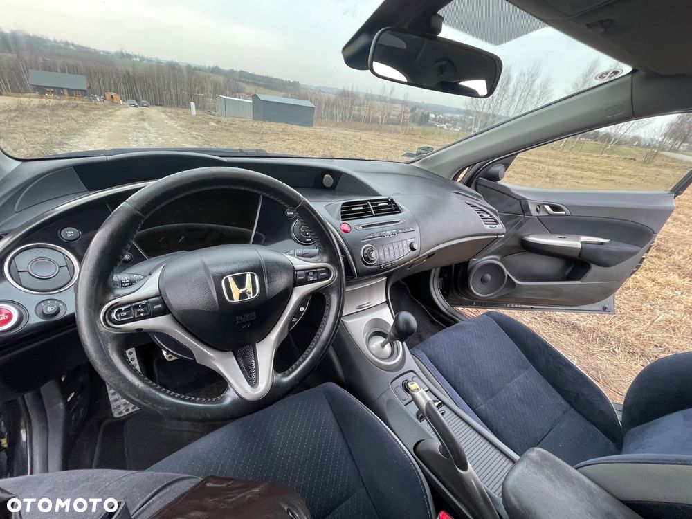 Honda Civic 1.8 Sport - 2