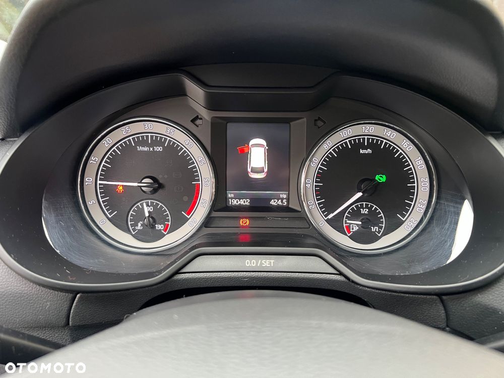 Skoda Octavia 1.6 TDI DSG Ambition - 15