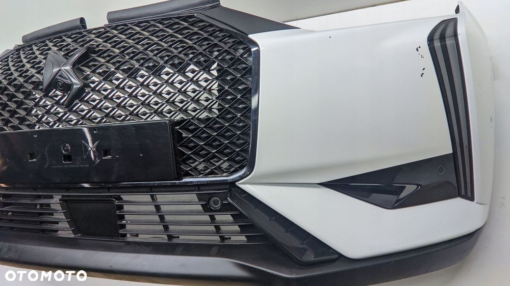 zderzak przód citroen ds3 crossback lift 2023- 6pdc kamera - 2