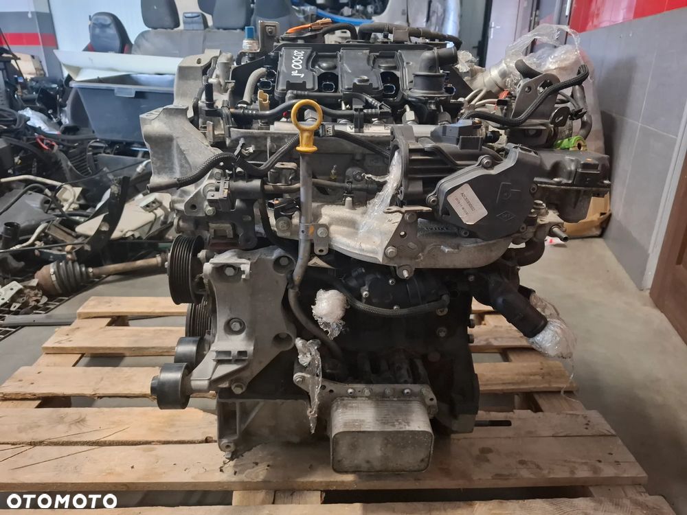 Silnik kompletny Renault Trafic III Vivaro B nr R9MD450 przebieg 82 tysiące 2016 rok - 5