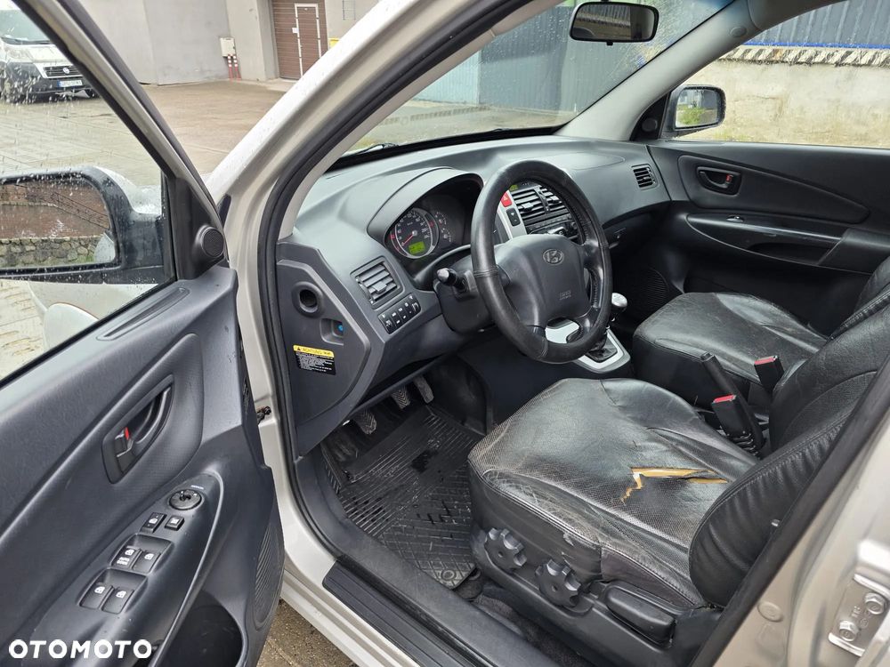 Hyundai Tucson 2.0 CRDi Premium - 12
