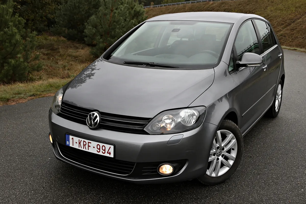 Volkswagen Golf Plus 1.6 TDI Highline - 13