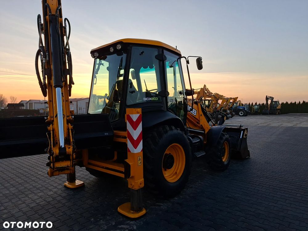 JCB 3CX Contractor Rok 2018 - 6