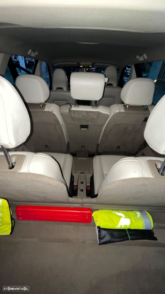 Volvo XC 90 2.4 D5 7L Nivel 3 - 15