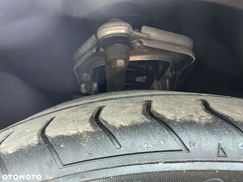 Mercedes-Benz Klasa E 280 4Matic Automatik Avantgarde - 24