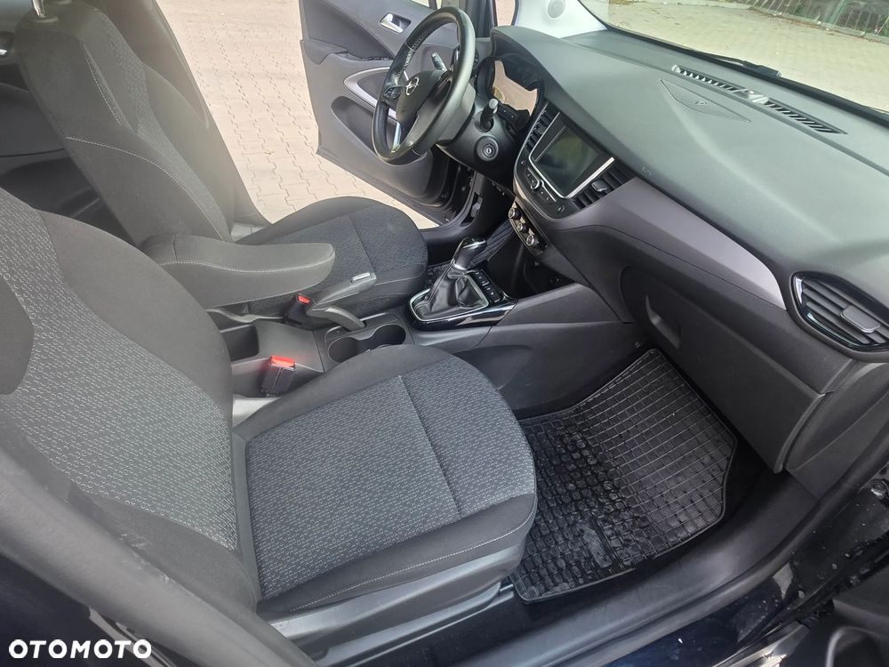 Opel Crossland X - 23