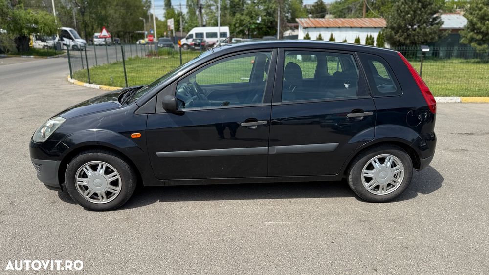 Ford Fiesta 1.3i Comfort - 10
