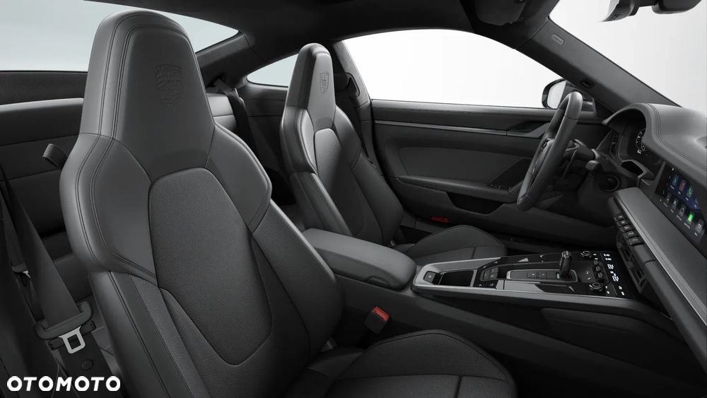 Porsche 911 Carrera S - 8